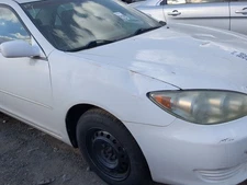 2002-2006 Toyota Camry Passenger Fender VTD3M