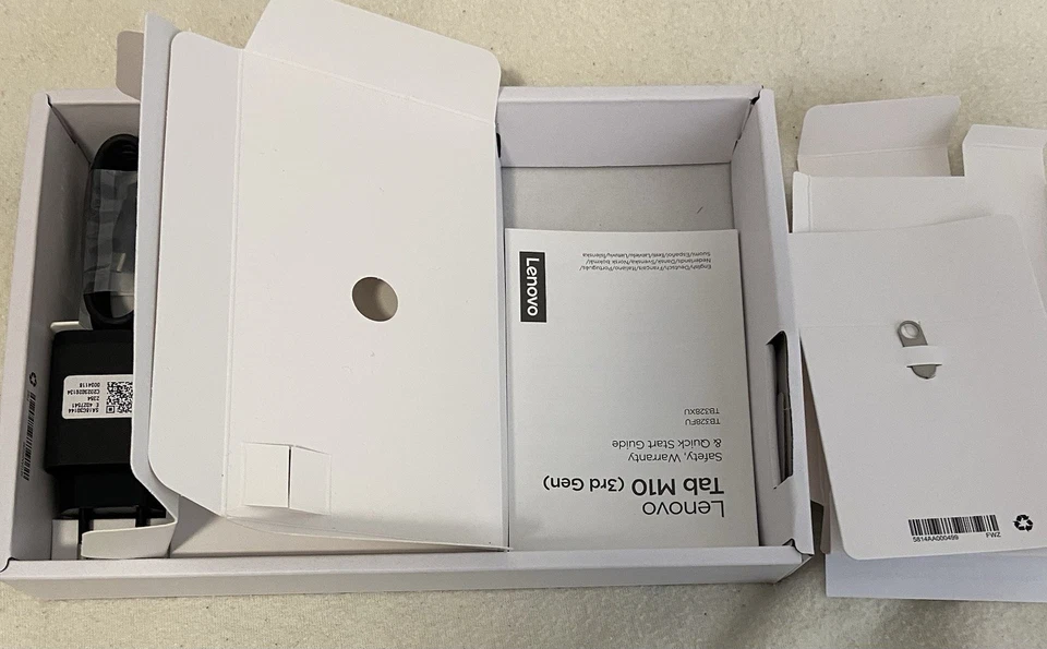 Lenovo Tab M10 (3rd Generation) 32GB , Wi-Fi, 10,1 Zoll - Storm Grey - Bild 3 von 4