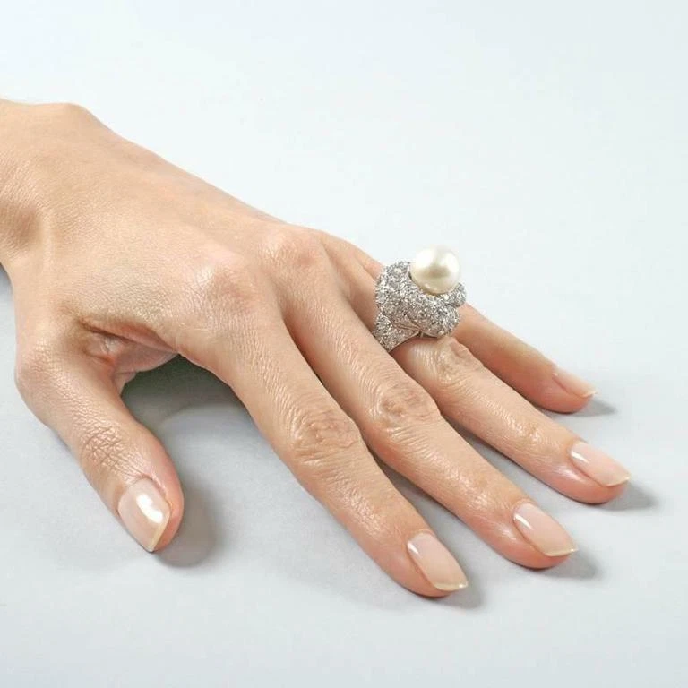 1960's South Sea White Pearl & Pavé Set 9.55CT Cubic Zirconia 925 Silver Ring - Image 3 of 4