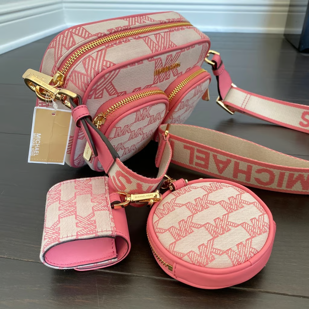 Michael Kors JET SET ITEM MD PKT XBODY W ATTCH IN TEA ROSE