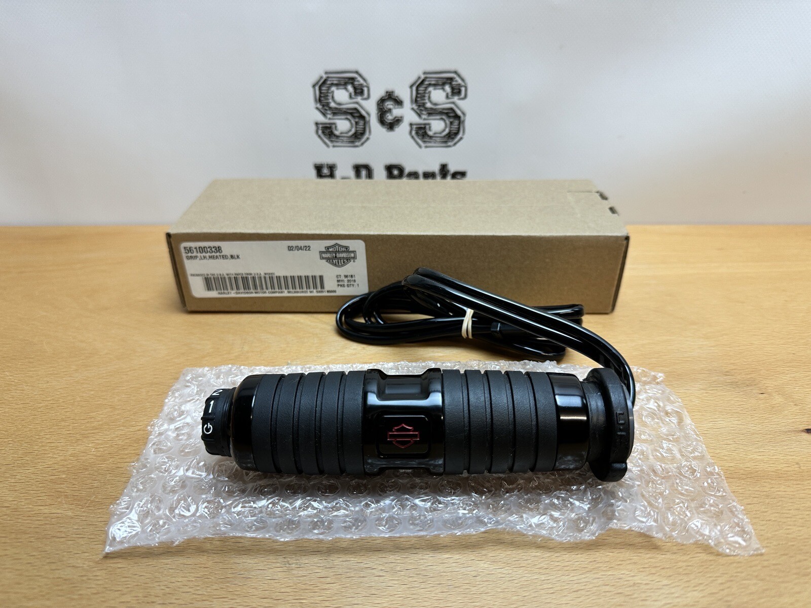 Genuine HarleyDavidson Kahuna Heated Hand Grip, LEFT SIDE 56100338 eBay