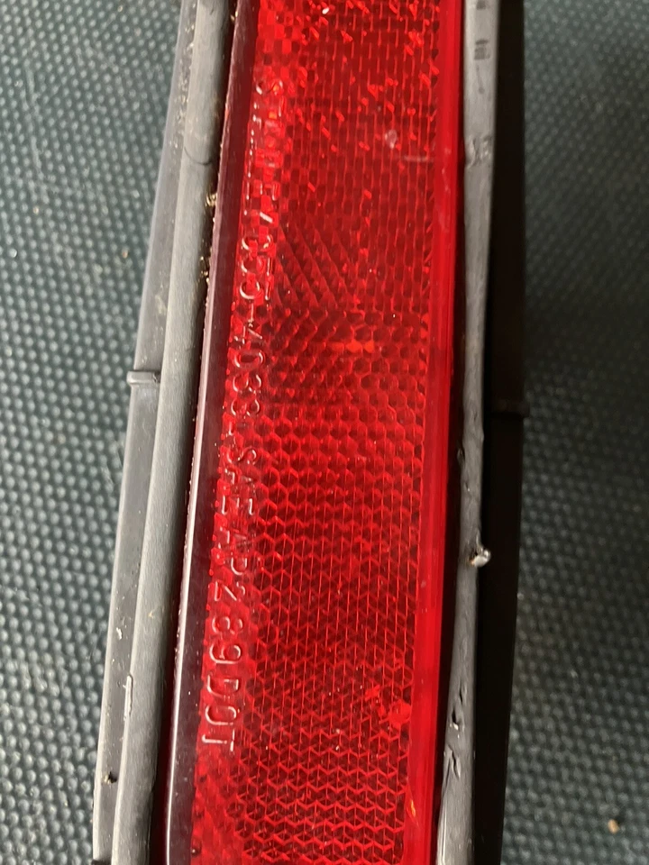 92-96 HONDA PRELUDE OEM REAR BUMPER SIDE MARKER LIGHT LH DRIVER 055-4033 *FLAW Foto 3 de 4