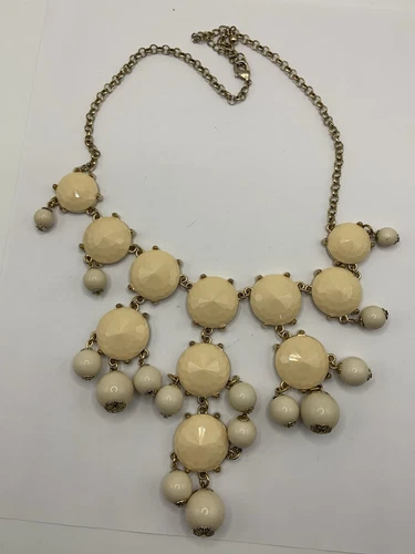 VETEMENTS Collana dichiarazione acrilica tono avorio tono oro ��