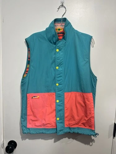 Chubbies Reversible Fleece Pullover Vest Adult Medium Aztec Neon Color Block video thumbnail