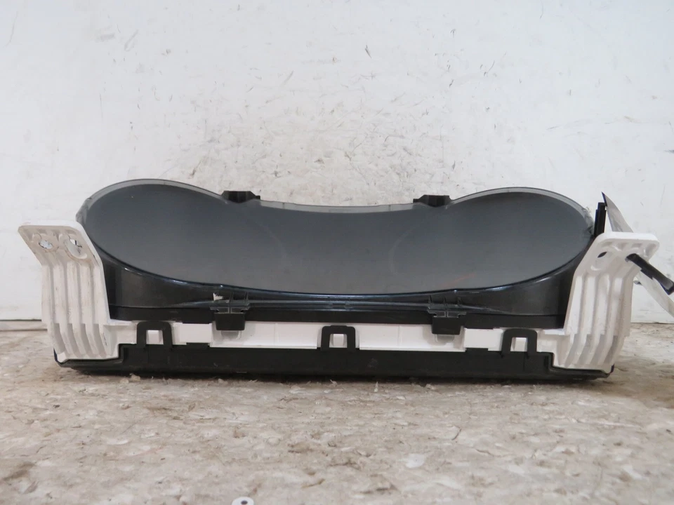 14 15 Mitsubishi RVR Speedometer Speedo Cluster KPH 245K OEM LKQ Foto 4 de 4