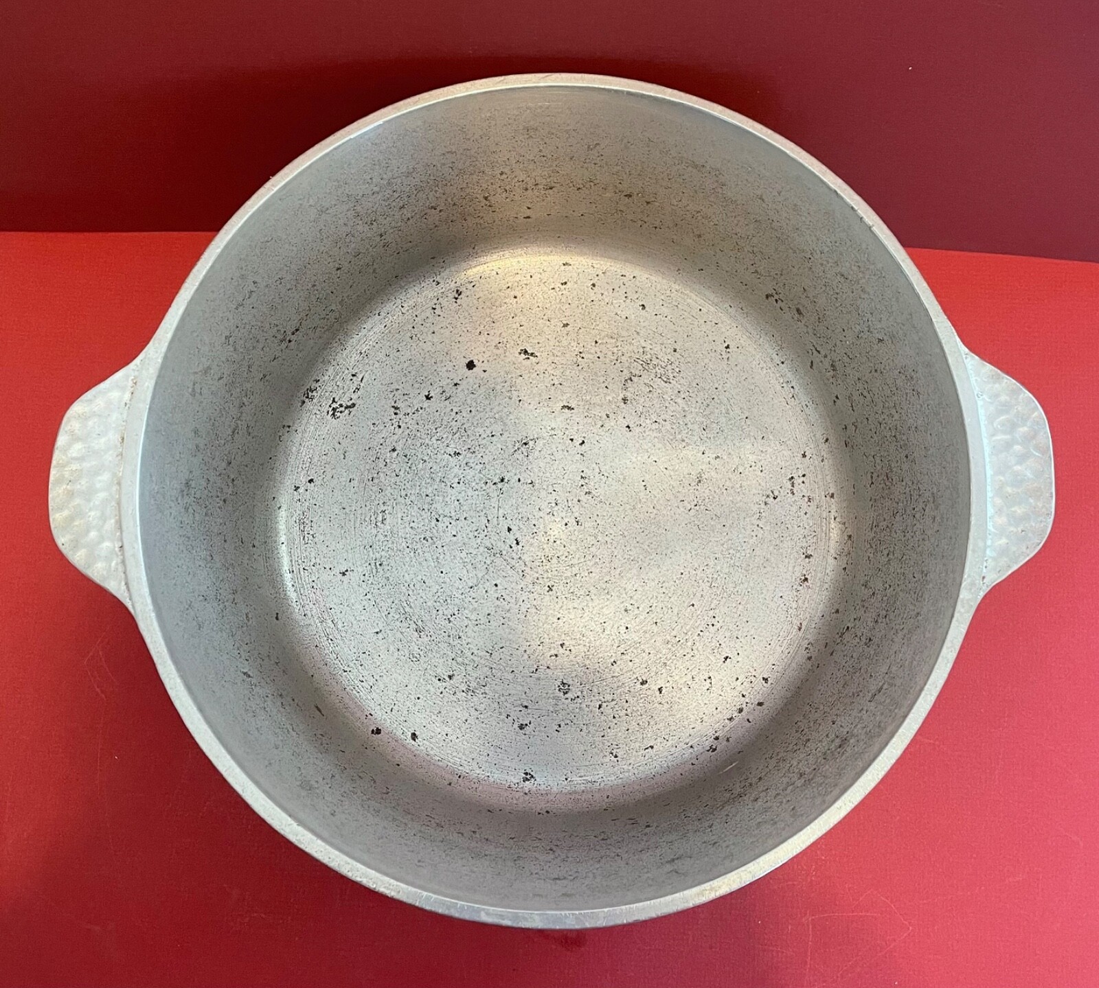 Vintage Wagner Dutch Oven Round Roaster 3248 10" w/ Glass Lid