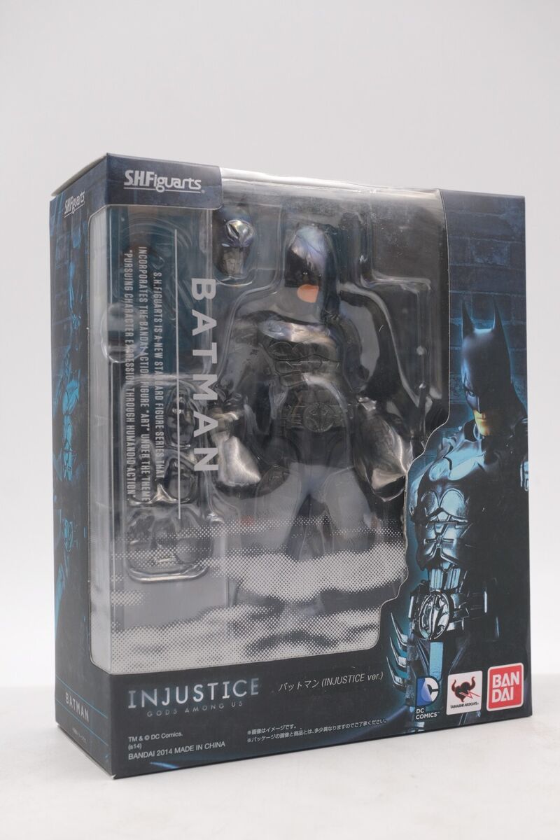 Bandai SH Figuarts Batman Injustice Gods Among Us Action Bandai SH Figuarts Batman Injustice Gods Among Us Action