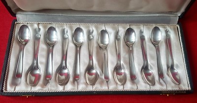 Coffret 12 petites cuillères Christofle Coquille métal argenté