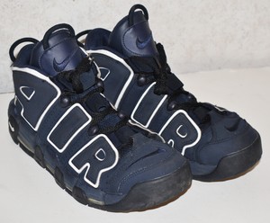 nike uptempo azul marino