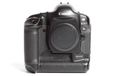 Canon EOS-1 Ds Gehäuse Body DSLR Kamera Digi...