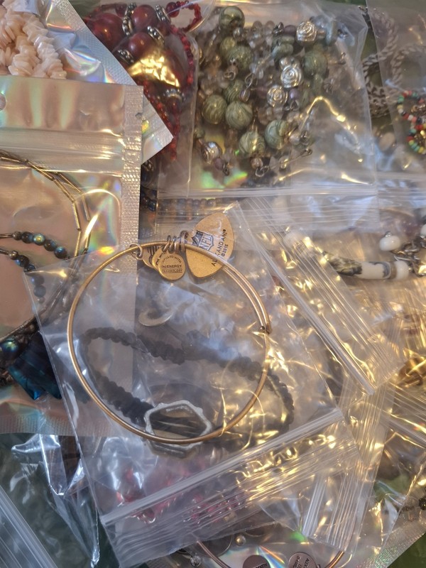 25 Piece Mixed Necklace Bracelet Pulseras Lot Assorted Costume Fashion Jewelry 