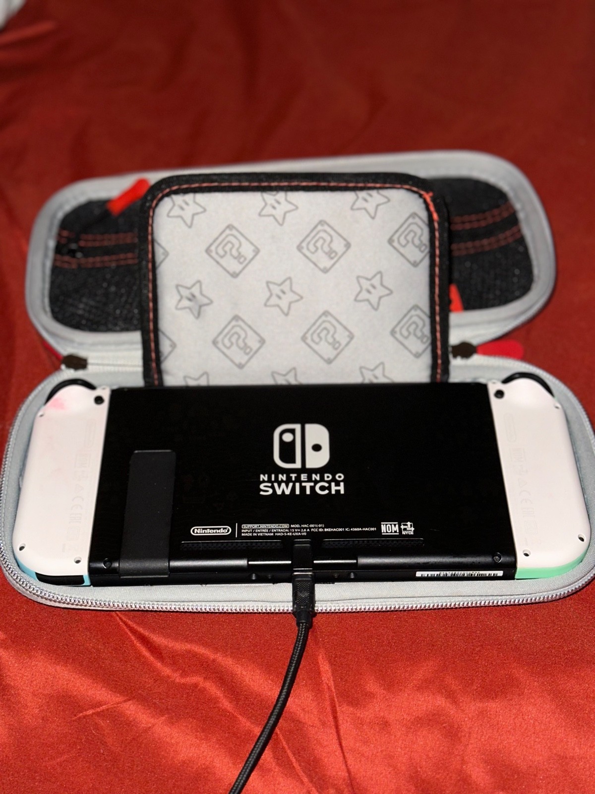 Nintendo Switch Animal Crossing Horizons Edition (Comes With Games)