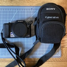 Sony Cyber-shot DSC-H20 10.1MP Digital Camera w/Sony Case - Tested