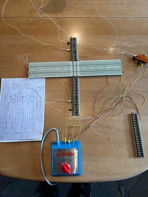 Faller ams, Märklin H0 M-Gleis, Schiene kreuzt Straße, 651, 5107, 37540...