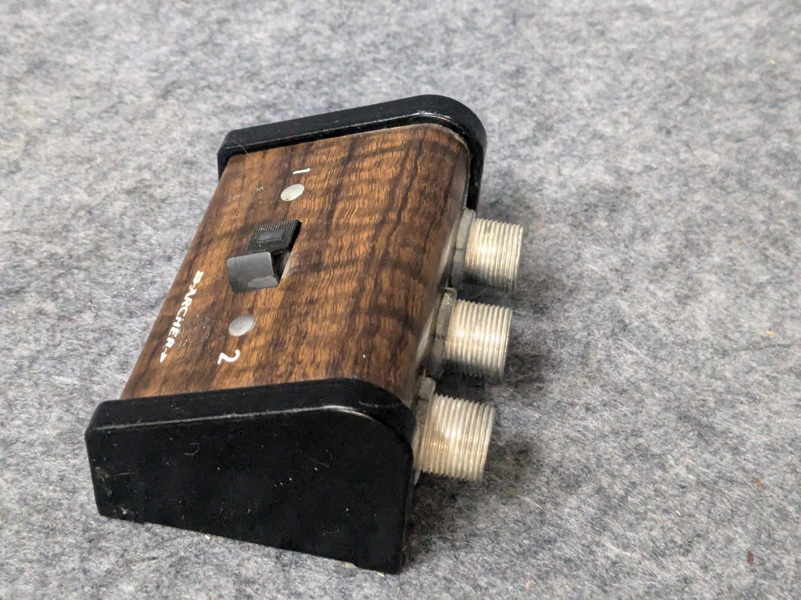 Archer (Radio Shack) 2-Position Antenna Coax Switch