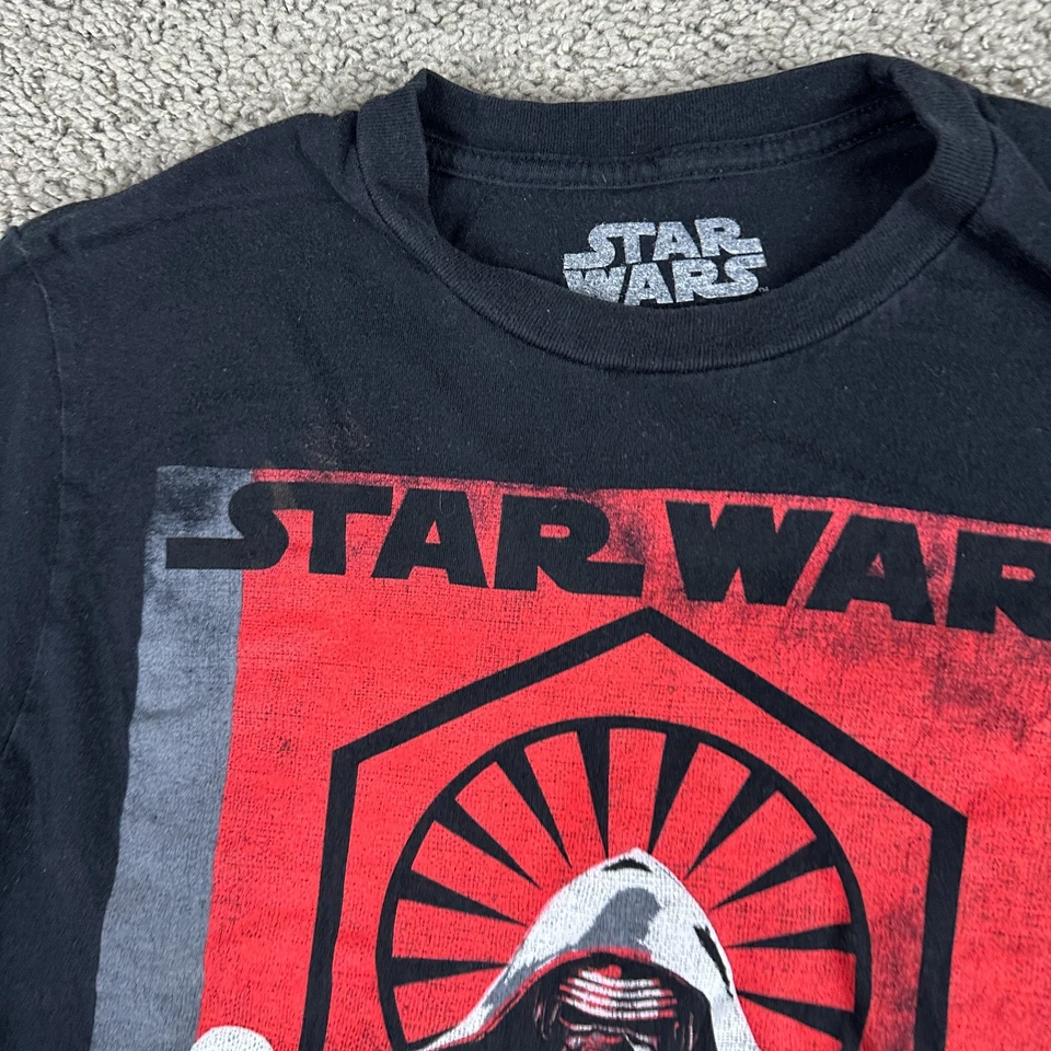 星球大战衬衫男孩中号黑色红色 Kylo Ren Force Awakens 短袖阅读 — 第 4/4 张图片