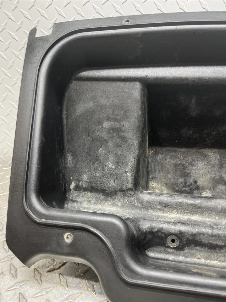 Polaris RZR 800 2008-2010. CUBO DE ALMACENAMIENTO BAJO CAPÓ. PIEZA POLARIS 5437399 Foto 3 de 4