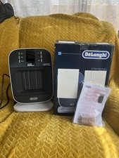 Image of De'Longhi Upright Ceramic Fan Heater 2kw White/Black HFX60V20 - (New-Other)