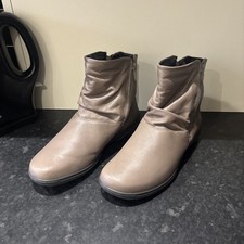 Hotter Whisper leather Ankle boots Beige size 7