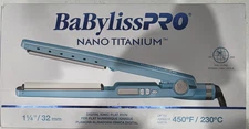 BABYLISS PRO NANO TITANIUM DIGITAL IONIC FLAT IRON BNT4091TUC-320B
