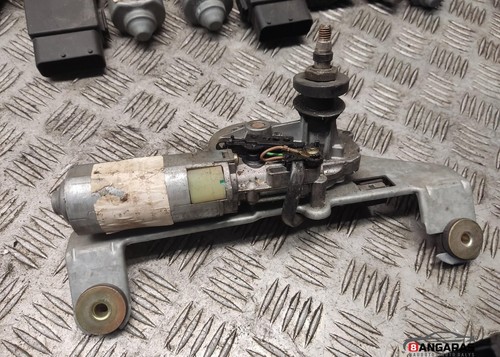 VOLVO V40 Estate VW Heckscheibenwischermotor 0390201529 1.90 Diesel 26250989