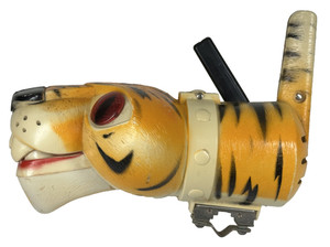 VIDEO vtg 1965 IDEAL TIGEROO Roaring Tiger Kids Bike Horn Growler Schwinn WORKS