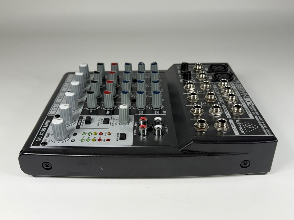 Behringer Xenyx 802 8-input 2-Bus Mixer / Mic Preamps With Power