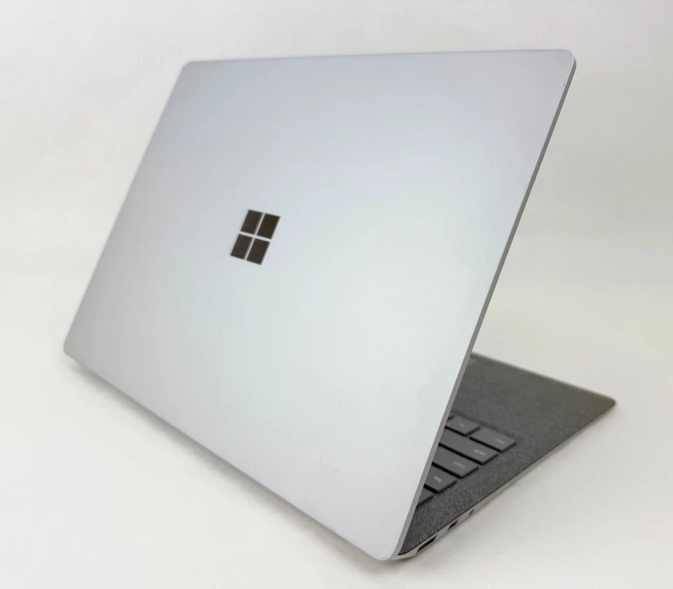 Microsoft Surface Laptop 1769 13.5" Touch i5-7200U 2.5GHz 4GB 128GB W10P U - Image 4 of 4