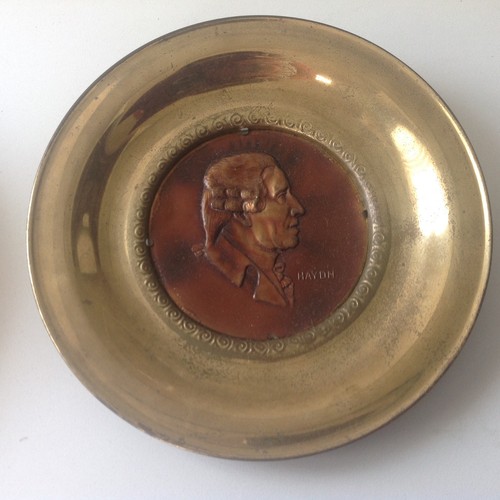 Vintage Solid Brass Wall Hanging Plates Famous Composers Handel & Haydn England - Picture 5 of 7