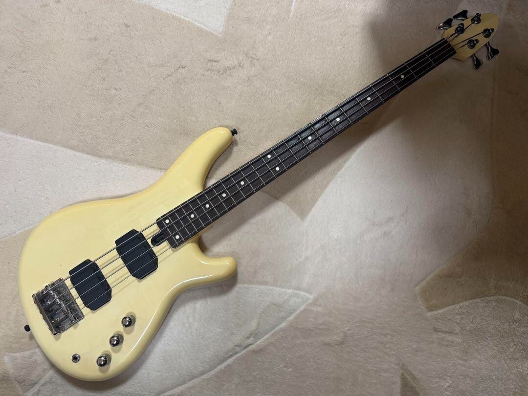 YAMAHA MB-III Motion B Bass Guitar Vintage Japan w/ Soft