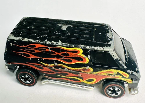 Hot Wheels Redline 1974 Super Van Black w Flames Vintage Diecast / Plastic Base