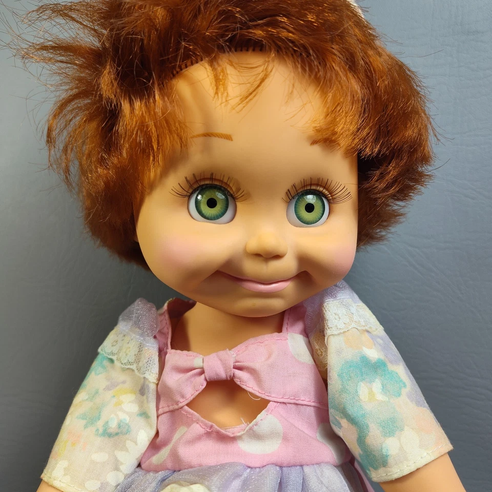 Muñeca de colección Galoob Baby Face #9 So Shy Sherri pelo rojo ojos verdes con caja encanto Foto 4 de 4