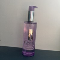 Clinique Take the Day Off 200ML Cleansing Oil Brand New Full Size 200ml