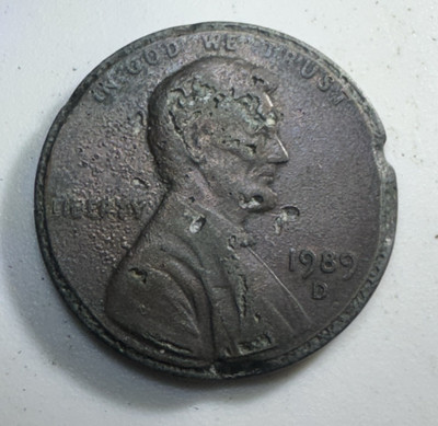 1989 lincoln penny Major Error During Minting. The black Sheep Of The Collection