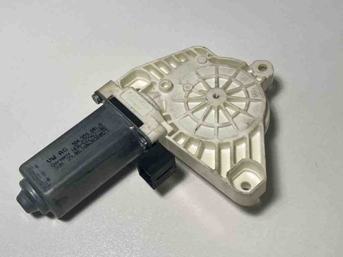 VW GOLF VII Variant BA5, BV5 Fensterhebermotor vorne links 5Q4959801B 30670790