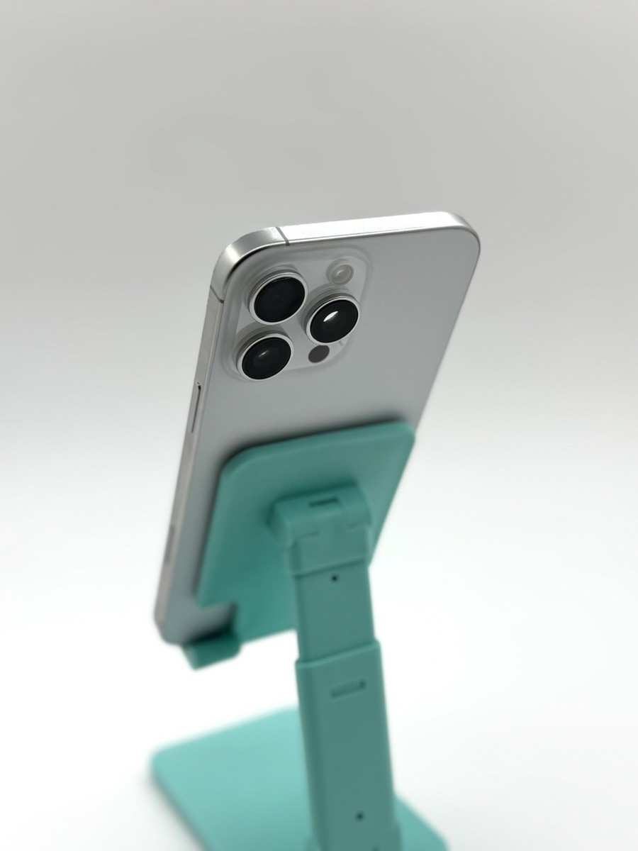 Apple iPhone 16 Pro Max - 256 GB - White Titanium (Unlocked