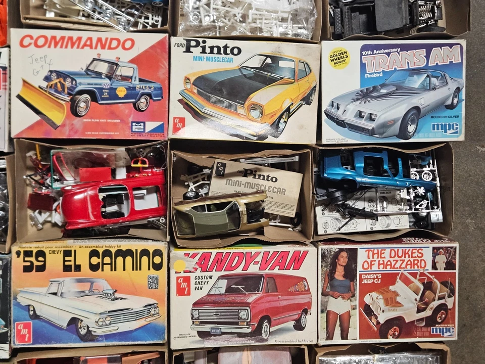 12 Vintage Model Car Kits, Junkyard Lot For Restoration Or For Parts READ - Image 4 of 4