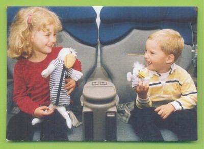 LUFTHANSA.KID & TEEN SERVICE.OFFIZIELLE AIRLINE POSTKARTE