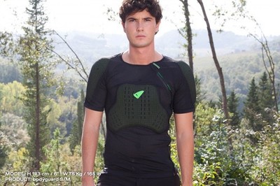 Ufo Plast Centurion BV2 Brustgeschirr schwarz Größe L/XL UKCA IWF-konform