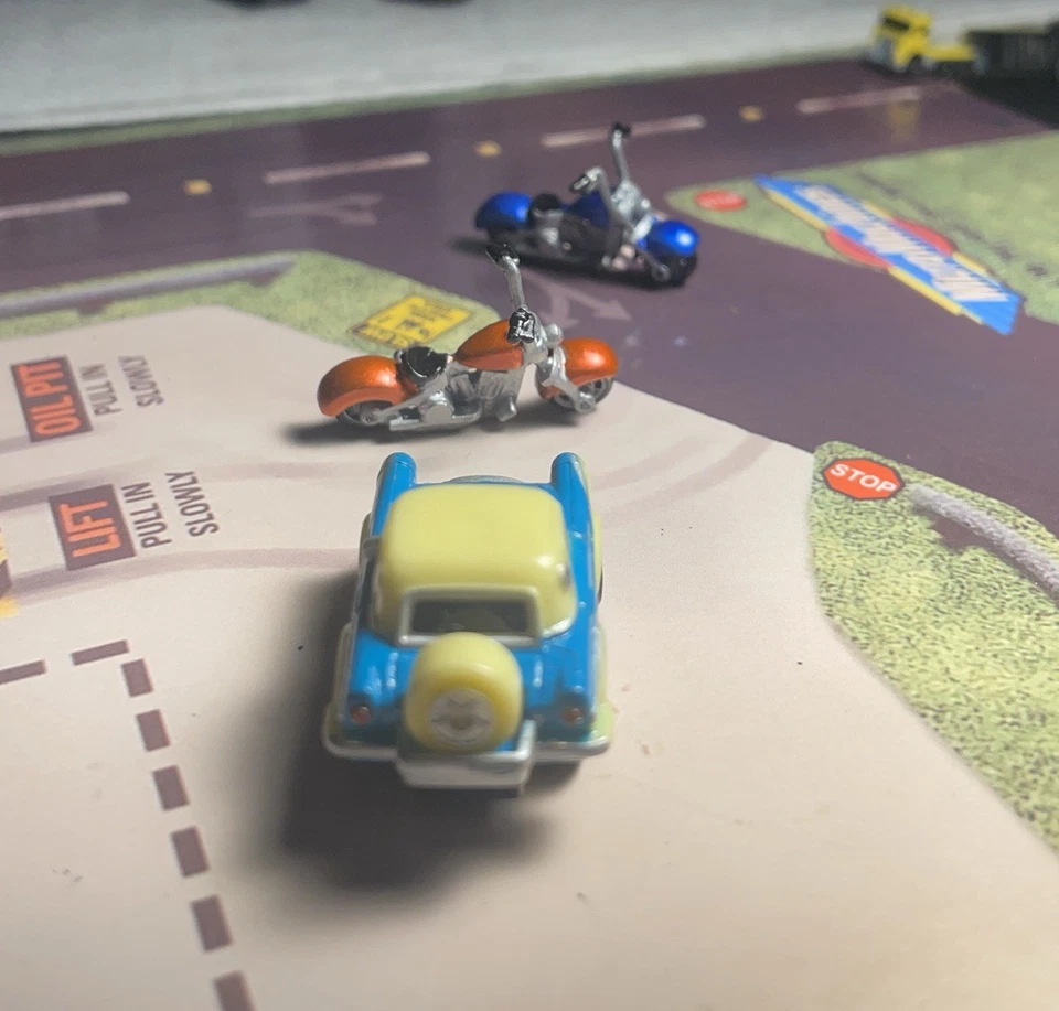 MicroMachines Scaled Harley (candy orange/chrome) OTHER VEHICLES NOT INCLUDED - Image 3 of 4