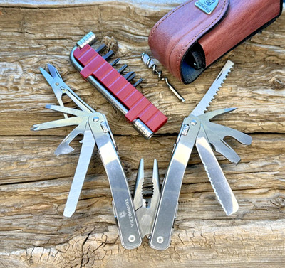 Victorinox SWISS TOOL SPIRIT PLUS Multi-Tool Stainless Steel Leather Case NEW IB