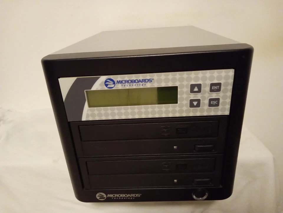 Microboards Technology QD-DVD Professional DVD Duplicator  2 BAY ** - Image 2 of 4