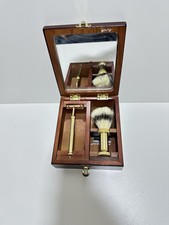 British Authentic kit de rasage marron avec rasoir, brosse à raser et étui