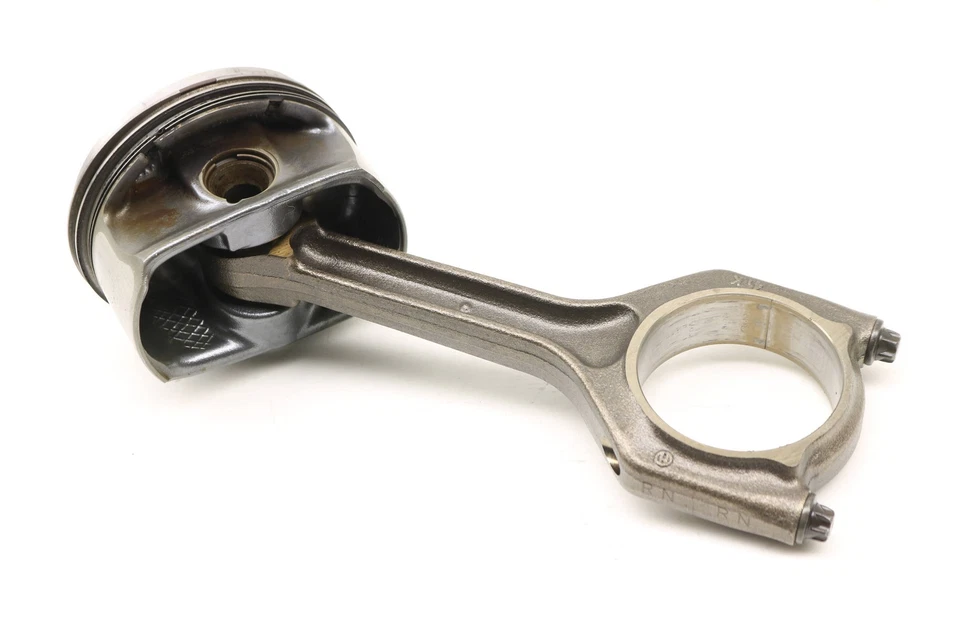 BMW 530XI 2006-2007 - Pistón con varilla de conexión 7558528 Foto 2 de 4