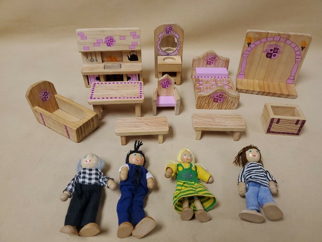 melissa & doug princess castle wooden dollhouse furniture