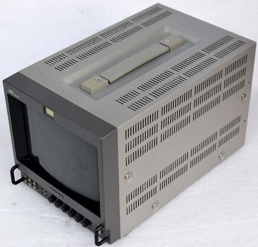 HR TRINITRON SONY PVM-9044QM 9" 22,9cm CRT MONITOR Y C RGB YUV 450 TV-Line M920 - Image 2 of 4