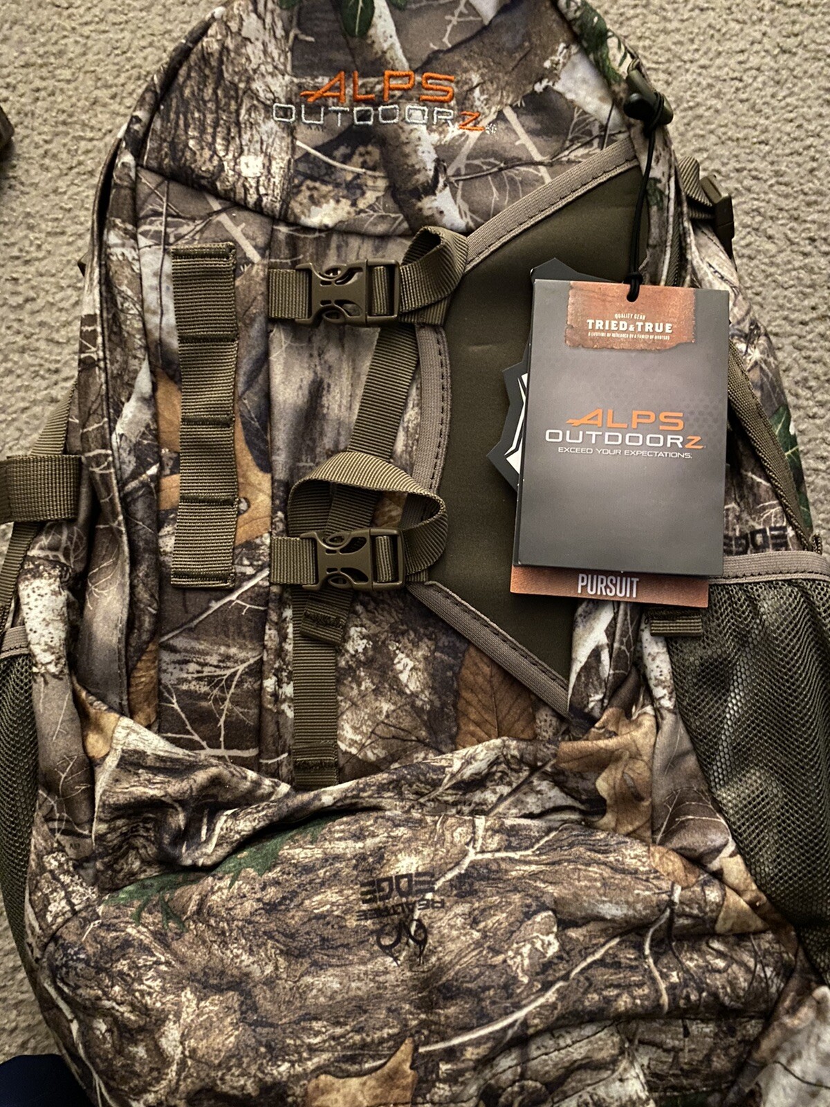 Alps OutdoorZ 9411205 Pursuit Bow Hunting Backpack - Realtree