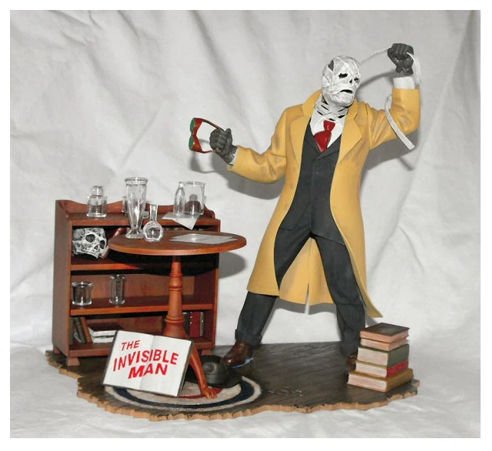 MO903 Moebius, The INVISIBLE MAN, by HG Wells. Lots of extras. Scale 1:8. NEW - Image 4 of 4