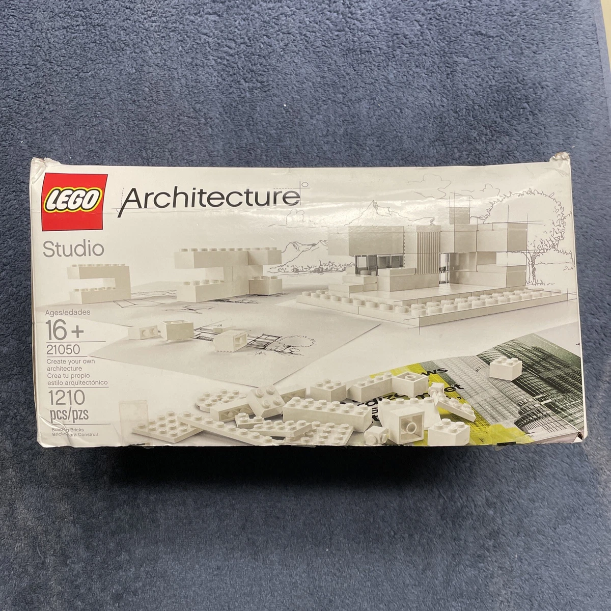 LEGO Architecture 21050 Studio 100% Complete W/Box & Book Some