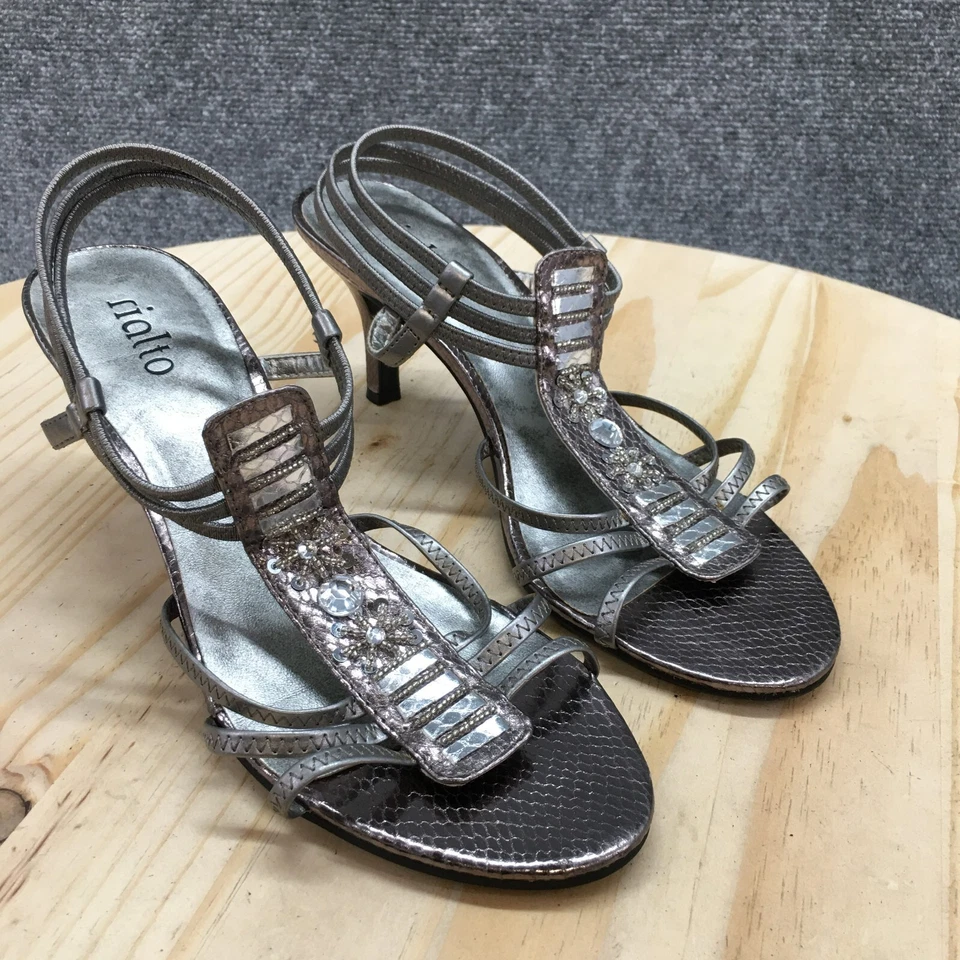 Sandalias Rialto para mujer 9 M El Rio An con tiras plateadas imitación cuero tacón informal Foto 3 de 4
